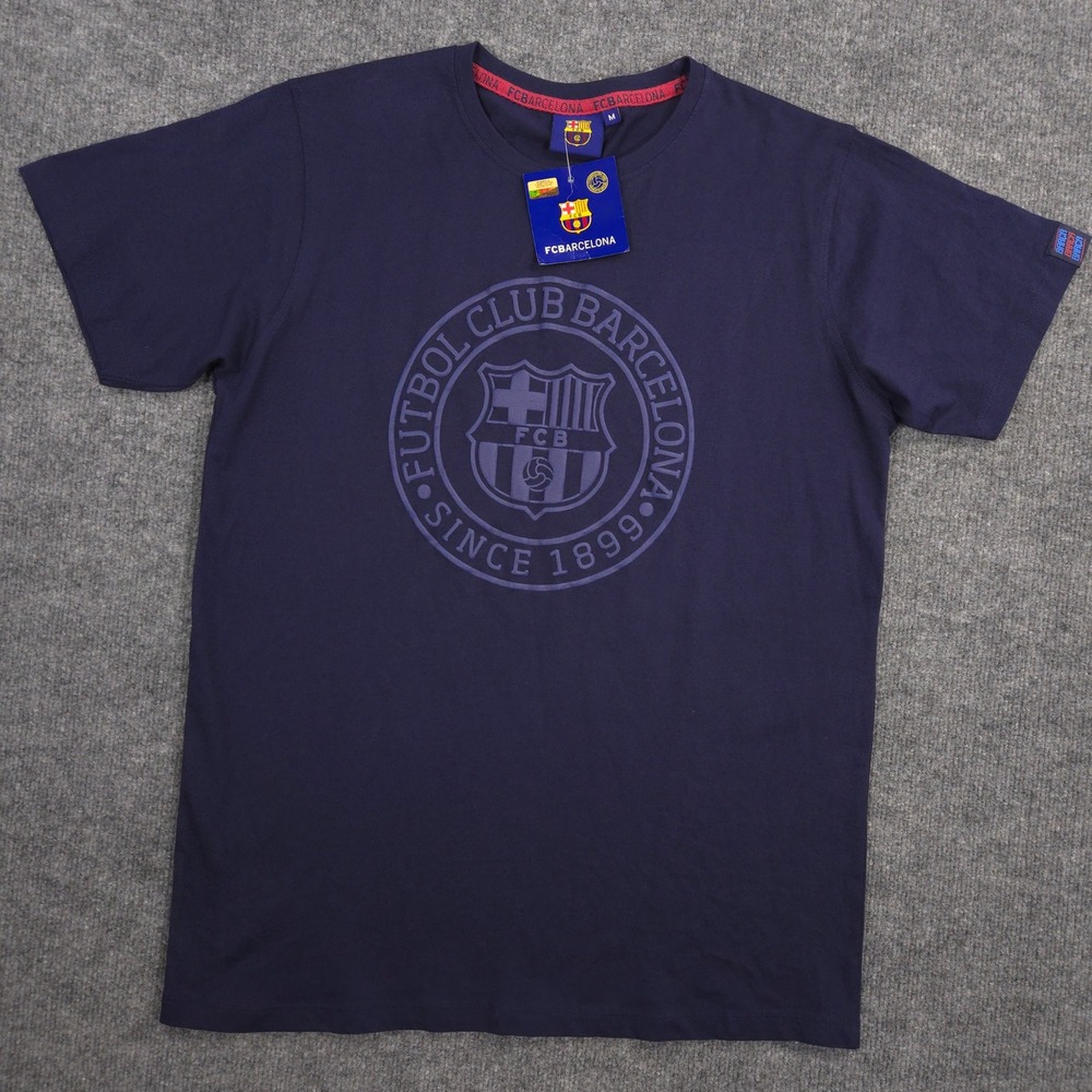 FC Barcelona T Shirt Mens Medium Blue Embossed Puff Club Crest Short Sleeve NEW‎